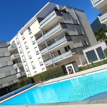 Superbe Appartement En Residence Avec Piscine. Albertville Esterno foto